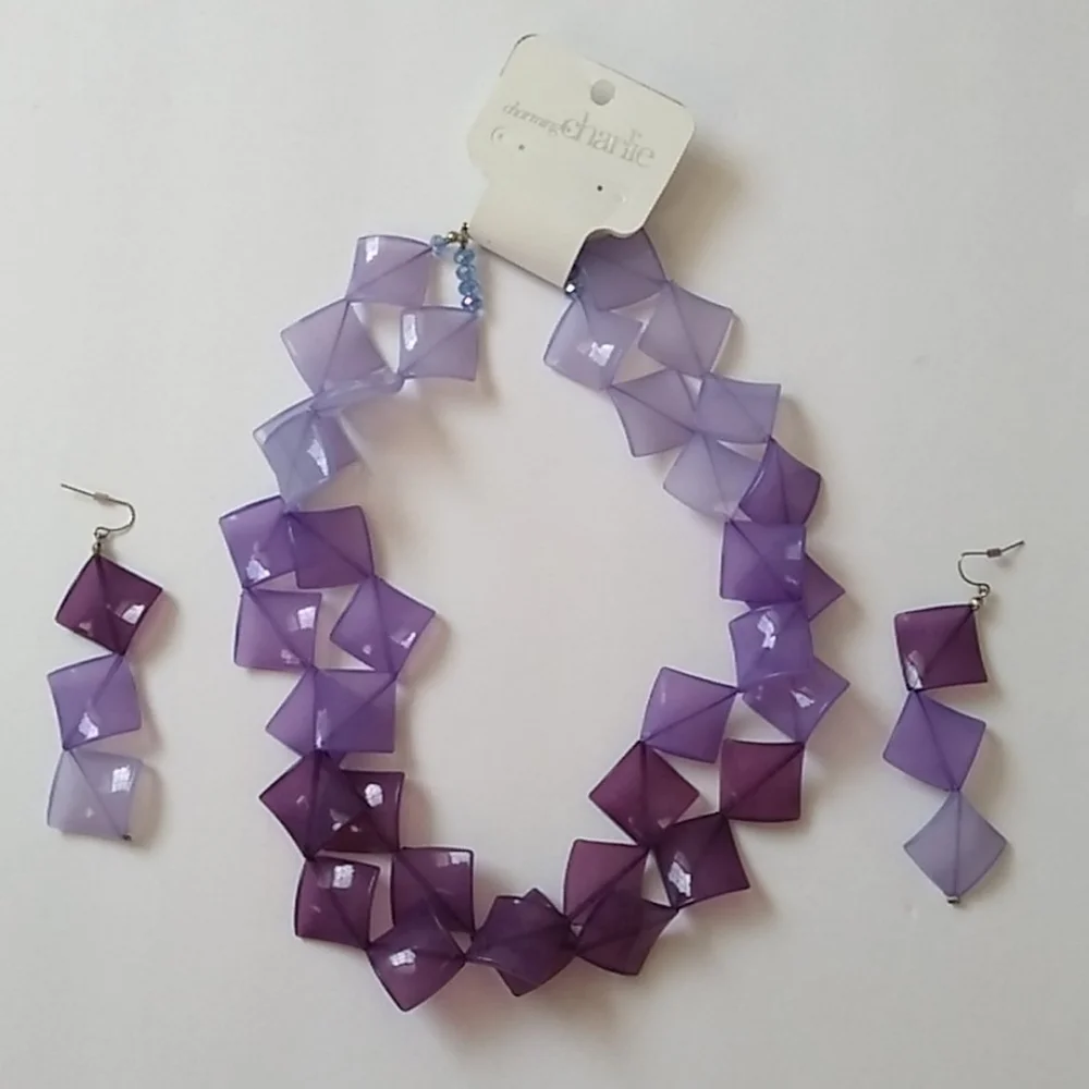 Purple‎ necklace with matching earrings